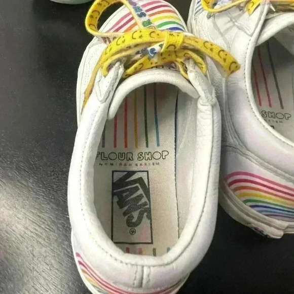 Vans Off the Wall Low Top Rainbow Slour Shop By Amirah Kassem Shoes W7/M5.5 - Picture 10 of 11